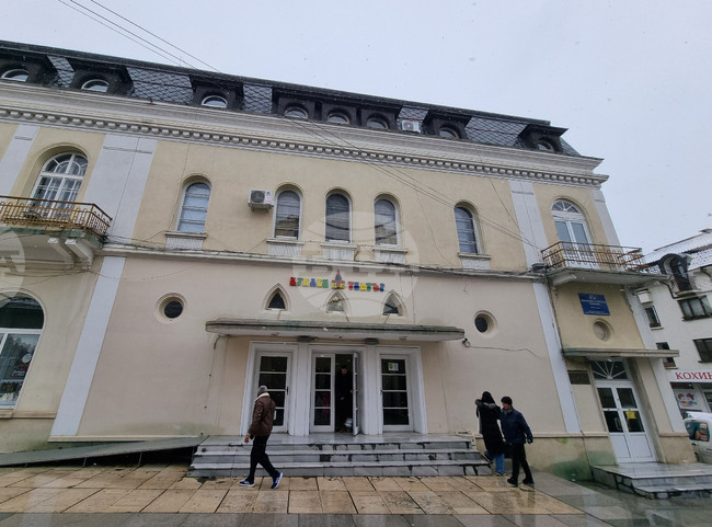 Сливенският куклен театър открива новия си театрален сезон със спектакъла „Малкото джудже“