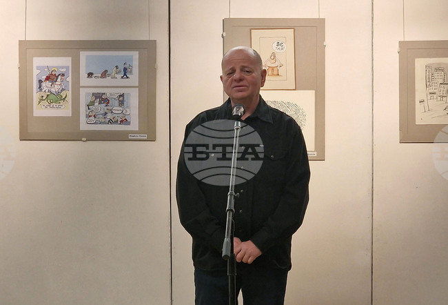 Писателят Михаил Вешим ще представи книгата си „Заведи ме вкъщи“ в Свищов