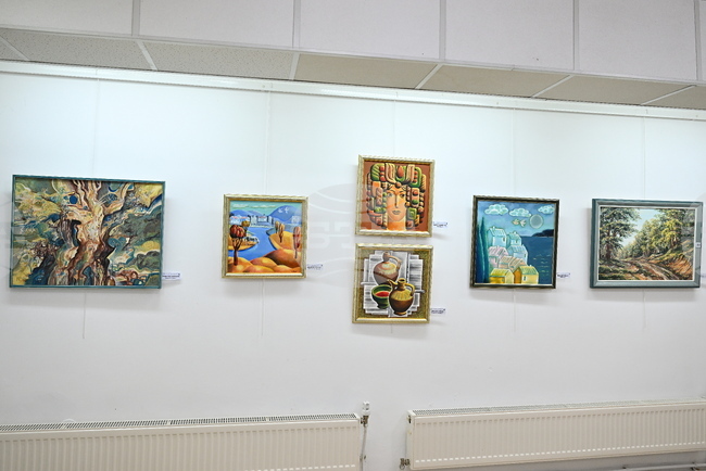 Изложба с нови картини от фонда на галерия „Кирил Петров“ показват в Монтана