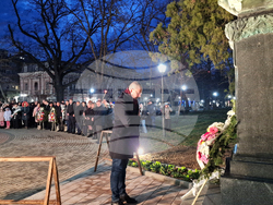 Свищов - Алеко Константинов - годишнина - факелно шествие