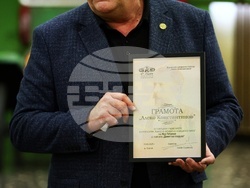 Сатиричен театър - конкурс