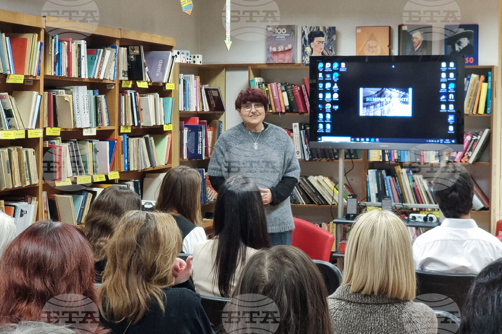 Възпитаници на школата „Братя Люмиер“ във Варна отбелязват Деня на българското кино с открит урок за актьорската професия
