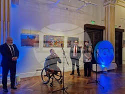 Откриване на изложбата „Непознатите земи“ в галерия Vivacom Art Hall. Снимка: Ваня Сухарова/БТА