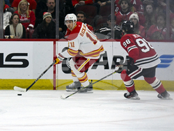 Flames Blackhawks Hockey