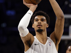 Spurs Lakers Basketball