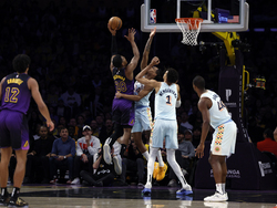 Spurs Lakers Basketball
