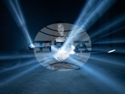 Михаела Филева представя клип на „Последна сълза“, единствената балада в новия ѝ албум „96“, снимка – „Орфей мюзик“