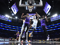 Spurs Lakers Basketball