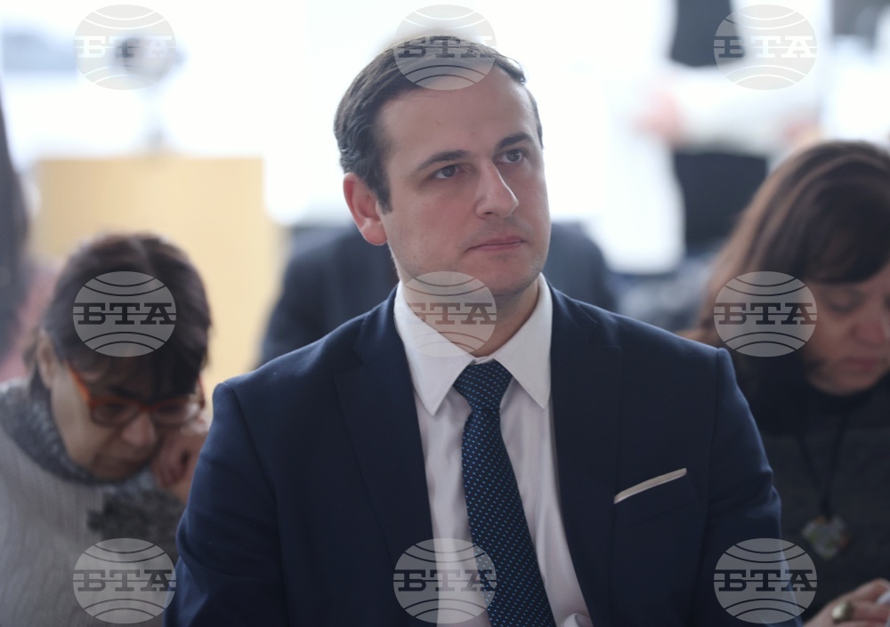 Малко над 3,7 милиона са българите в трудоспособна възраст в края на 2024 г., съобщи Свилен Колев от НСИ