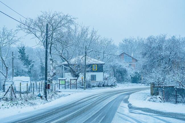 Републиканският път II-99 след разклона за с. Българи, община Царево е отворен за движение 