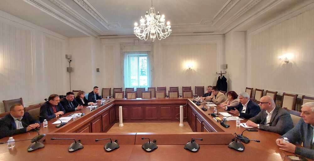 БСП – Обединена левица на среща с КНСБ: Страната има нужда от перспектива и редовен кабинет