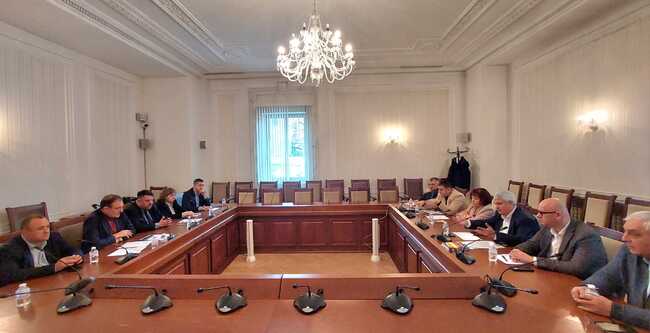 БСП – Обединена левица на среща с КНСБ: Страната има нужда от перспектива и редовен кабинет