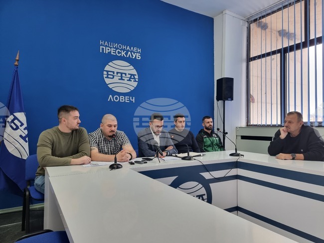 Ловеч - сдружение "Футболен Ловеч" - пресконференция
