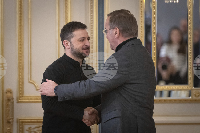 Зеленски се срещна с германския министър на отбраната и му благодари за помощта, която Германия оказва на Киев