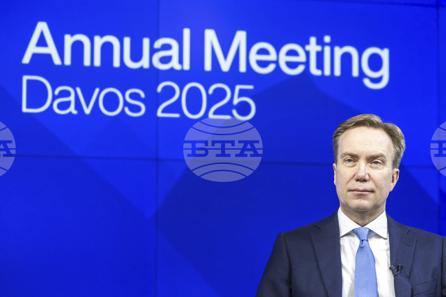 Геополитическата ситуация е "най-сложната" от десетилетия, заяви новият президент на Световния икономически форум в Тянцзин