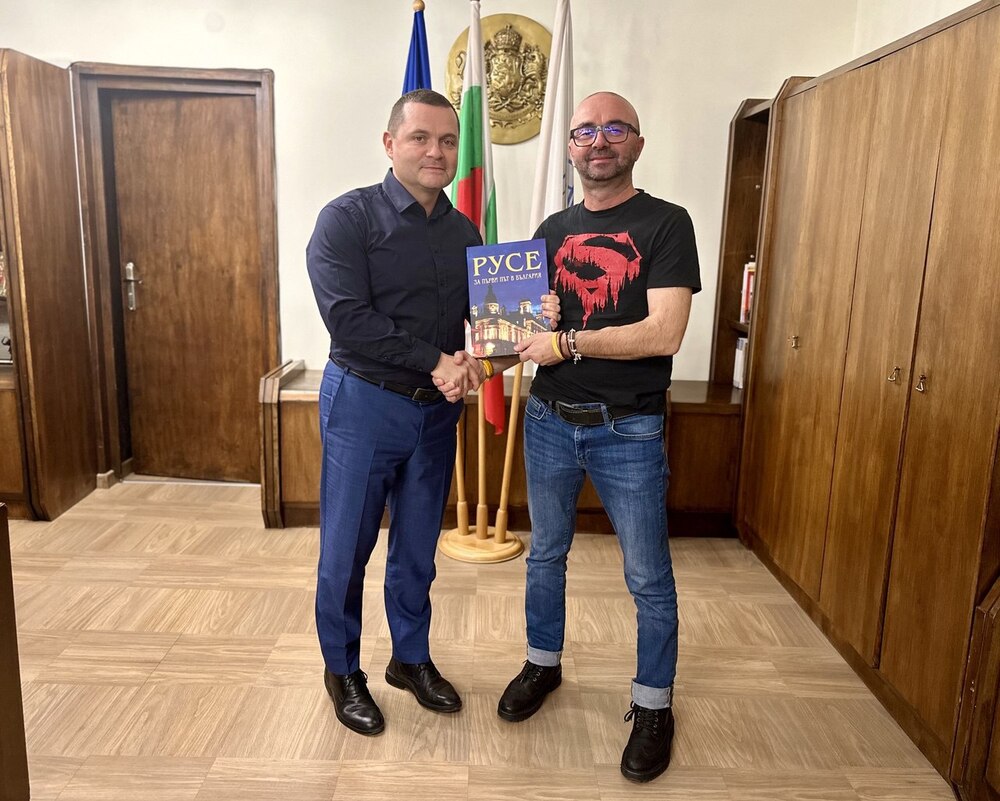 Кметът на Русе и спортистът Георги Пеев обсъдиха каузата за донорството