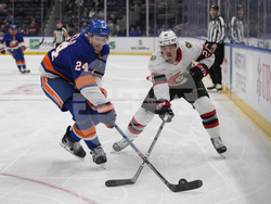 Senators Islanders Hockey