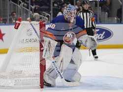 Senators Islanders Hockey