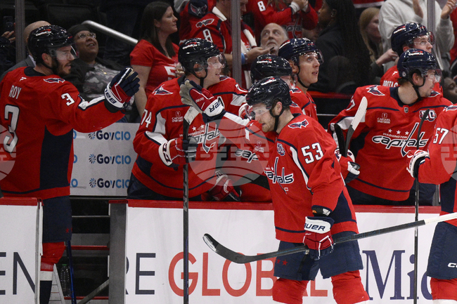 Вашингтон победи Анахайм и оглави класирането в Националната хокейна лига