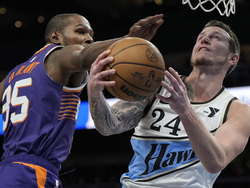 Suns Hawks Basketball
