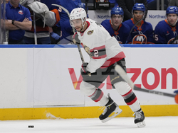 Senators Islanders Hockey