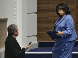 Парламент - заседание
