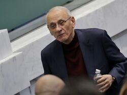 Парламент - заседание - Силви Кирилов