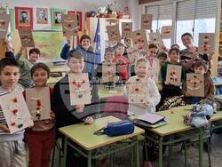 Урок, посветен на сурвакането, имаха възпитаници на училище „Бачо Киро” в Алкоркон, Испания