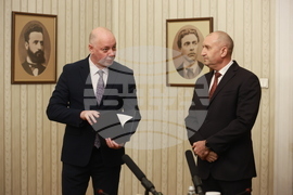 Румен Радев - ГЕРБ-СДС - мандат за съставяне на правителство