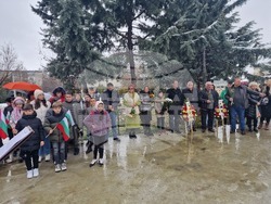 Раднево - 130 години от рождението на Гео Милев - поднасяне на венци и цветя