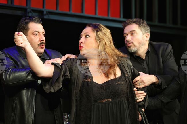 Бургас - „Пратката" - репетиция 