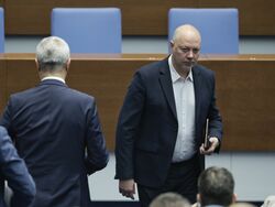 Парламент - заседание - Росен Желязков