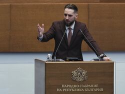 Парламент - заседание - Петър Кьосев