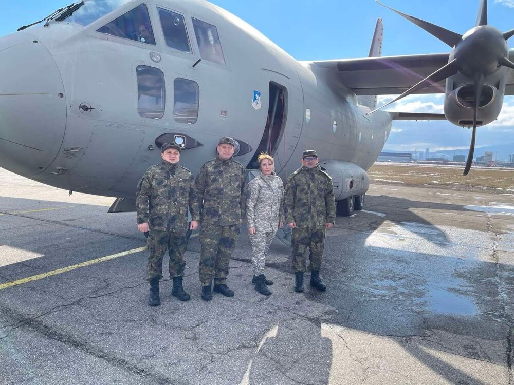 Министерство на отбраната: Два самолета „Спартан“ от състава на ВВС излетяха със спасителните екипи в  помощ на пострадалите от земетресението в Турция