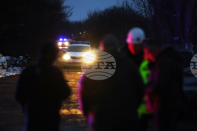 При сблъсък на два товарни влака край София са пострадали петима души