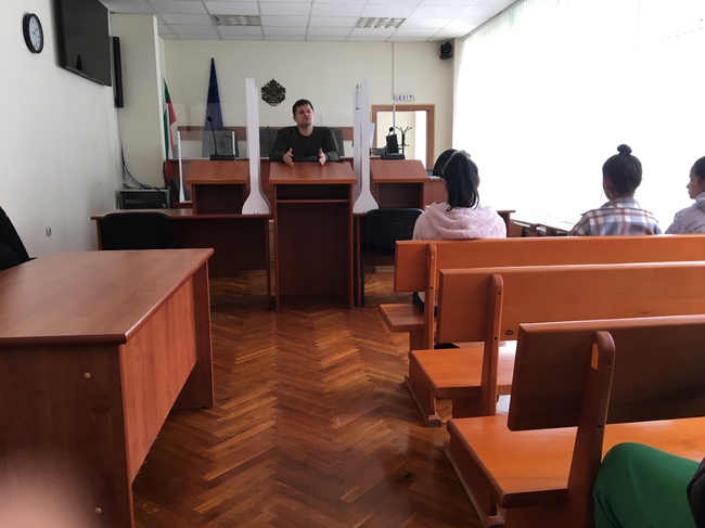 Магистрат и ученици в Ловеч разговаряха за детското насилие