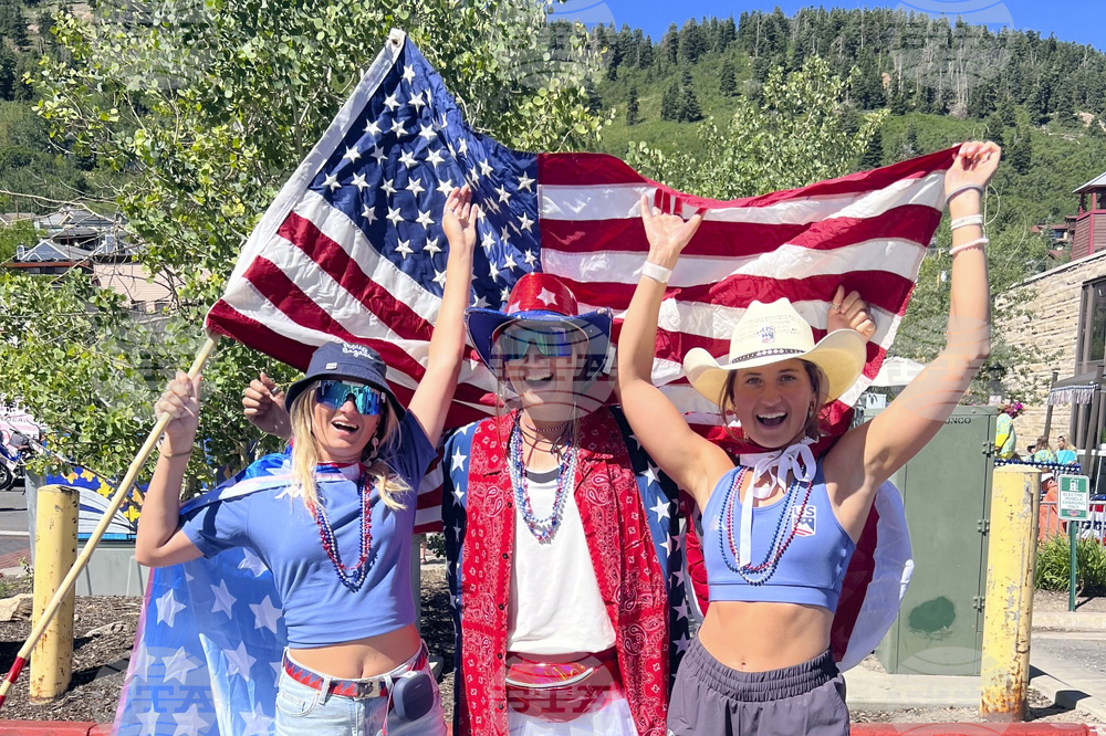 Три американски сестри преследват мечтата си за участие на Зимните олимпийски игри в Милано и Кортина