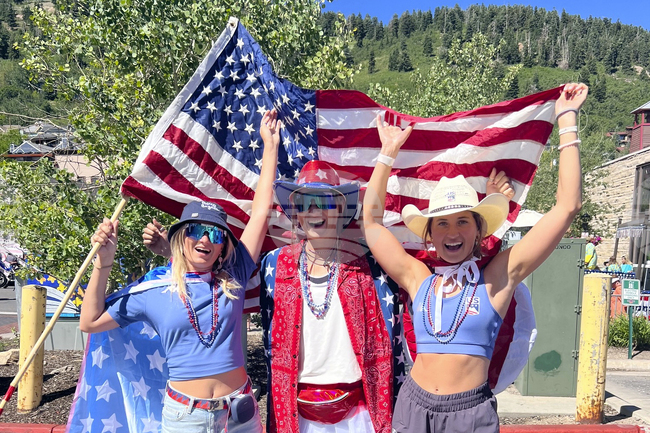 Три американски сестри преследват мечтата си за участие на Зимните олимпийски игри в Милано и Кортина