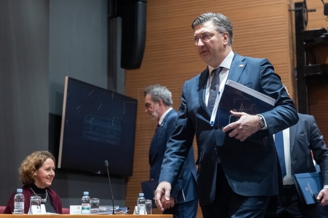 ХИНА: Хърватският премиер и министърът на икономиката обещаха разширяване на списъка със стоки с таван на цените