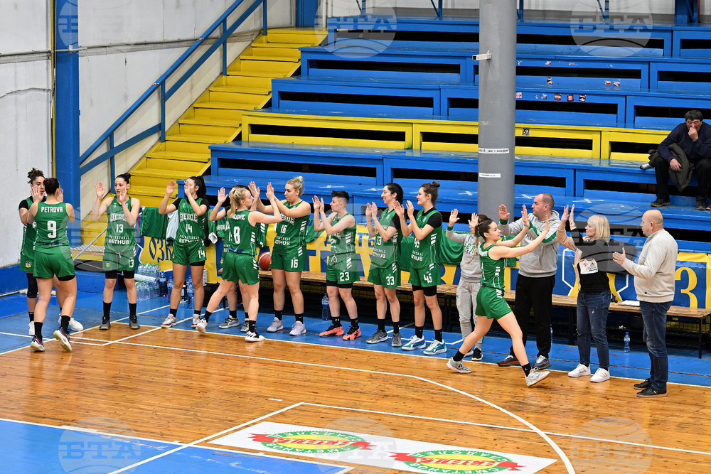 Берое се справи при домакинството си на Монтана 2003 в шампионата по баскетбол за жени