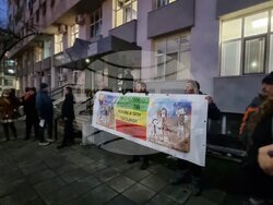 Пловдив - протест - Дирекция "Социално подпомагане"