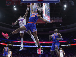 Knicks 76ers Basketball