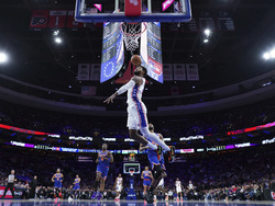 Knicks 76ers Basketball