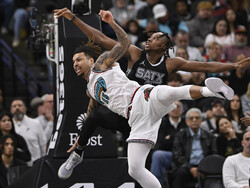Grizzlies Spurs Basketball