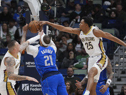 Mavericks Pelicans Basketball