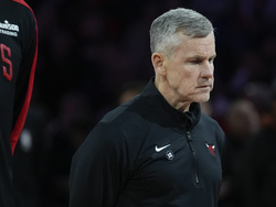 Hawks Bulls Basketball