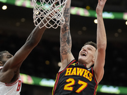 Hawks Bulls Basketball