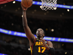 Hawks Bulls Basketball