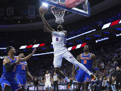 Knicks 76ers Basketball
