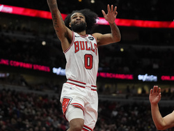 Hawks Bulls Basketball